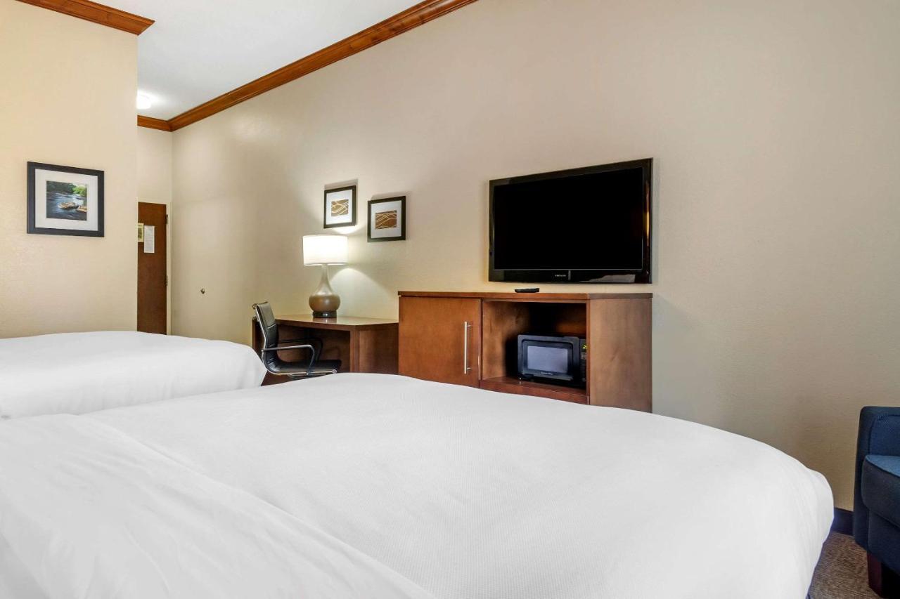 Comfort Inn & Suites Statesboro - University Area Εξωτερικό φωτογραφία
