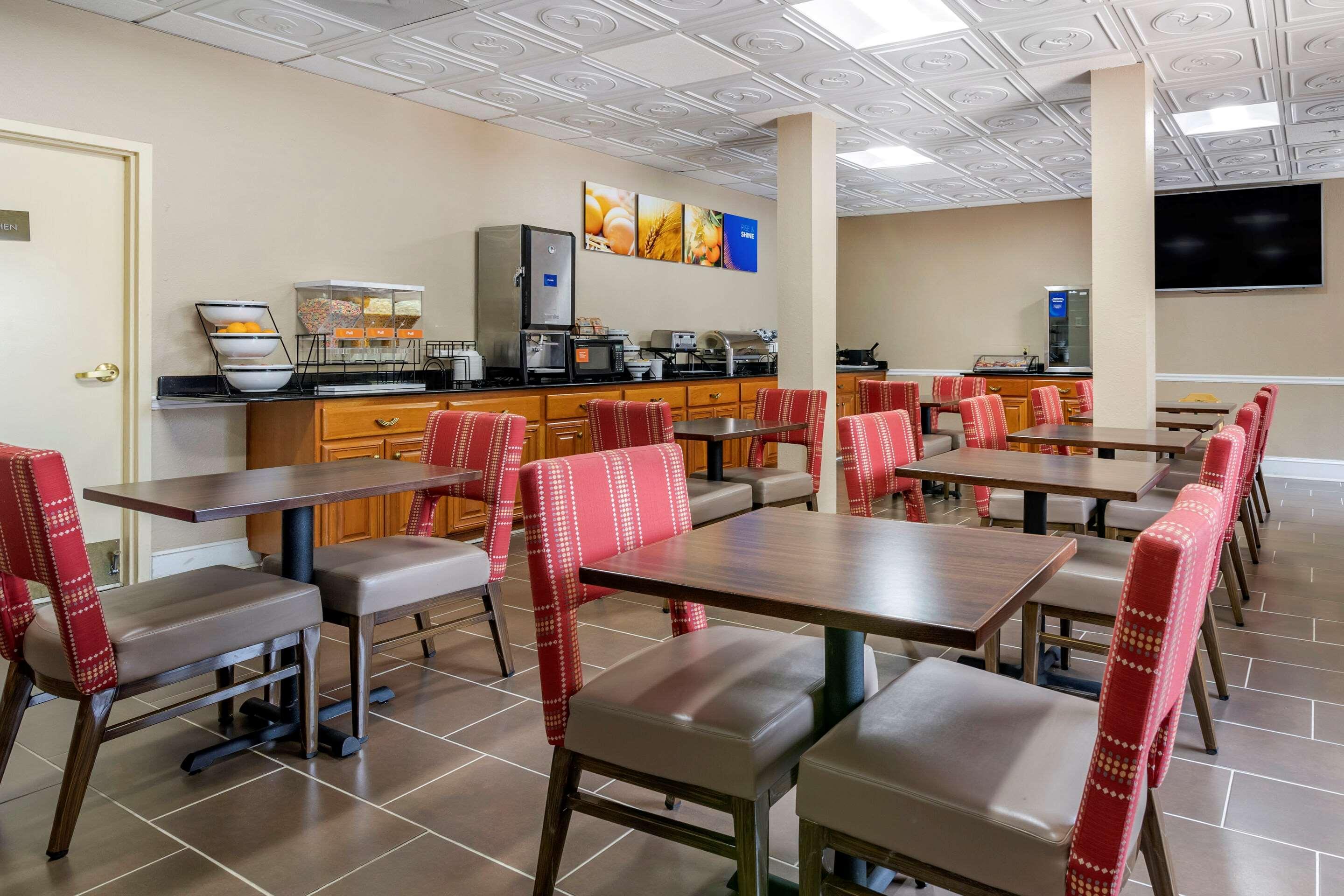 Comfort Inn & Suites Statesboro - University Area Εξωτερικό φωτογραφία