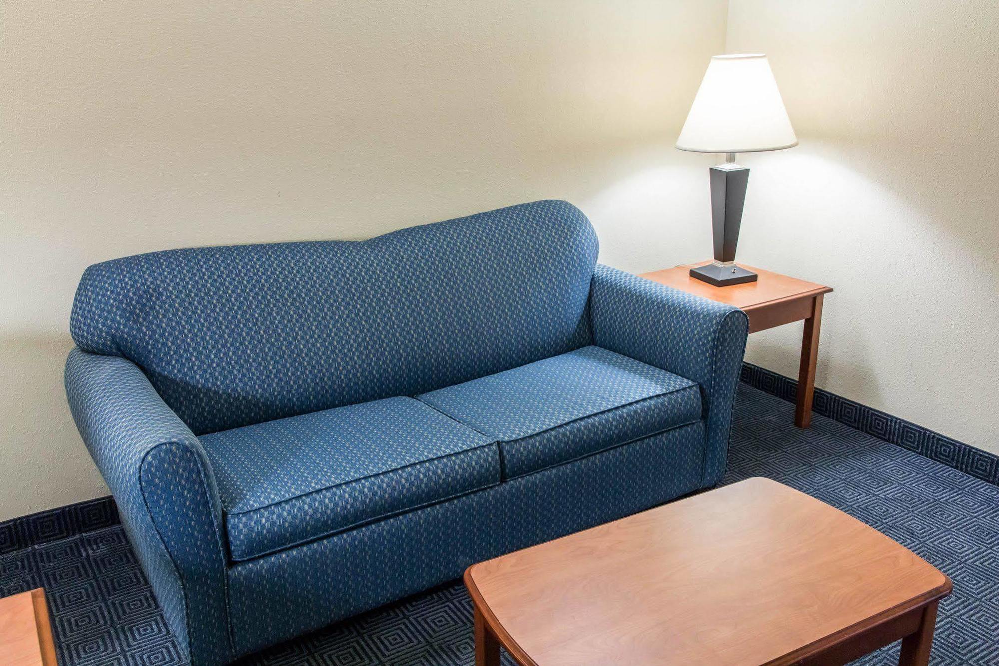 Comfort Inn & Suites Statesboro - University Area Εξωτερικό φωτογραφία